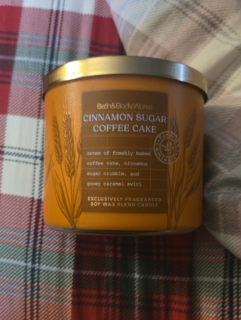 Bath & Body Works Cinnamon Sugar Coffee Cake Candle - Orange Jar with Gold Lid